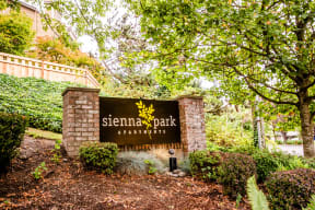 Tacoma Apartments - Sienna Park Apartments - Sign