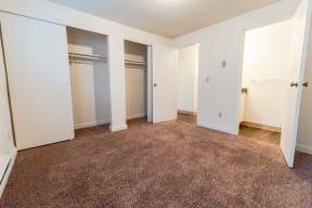 Tacoma Apartments - The Verandas Apartment Homes - Master Bedroom 2