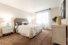Kent Apartments - Vibe Apartments - Bedroom 1