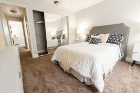 Kent Apartments - Vibe Apartments - Bedroom 2