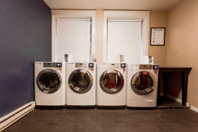 Seattle Apartments - Zindorf Apartments - Laundry