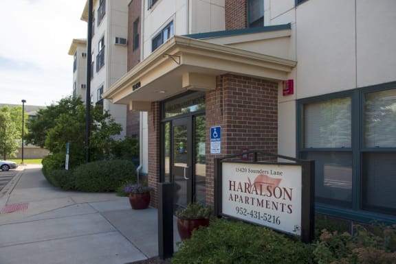 Haralson Apartments Apple Valley