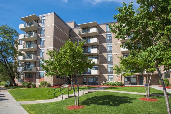 Park Plaza Apartments Minneapolis