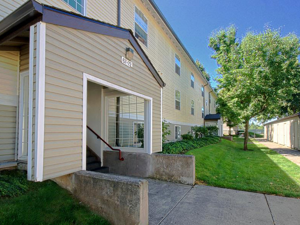 Photos and Video of Cascade Woods Apartments in Vancouver, WA