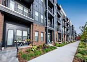 Thumbnail 38 of 75 - Exterior