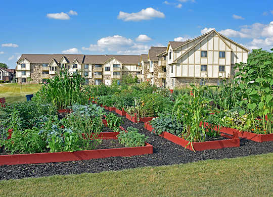 Community Gardens at Thornridge Apartments, Grand Blanc, MI