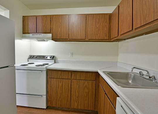 Equipped Kitchen at Windsor Place, Michigan