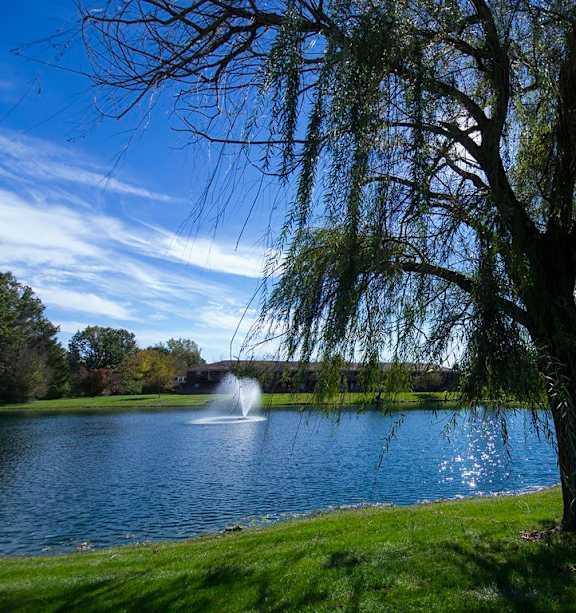 Lake View at Spinnaker Court, Indianapolis Indiana