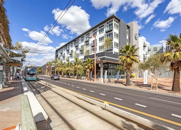 Convenient access to downtown at Circa Central Avenue, Phoenix, AZ