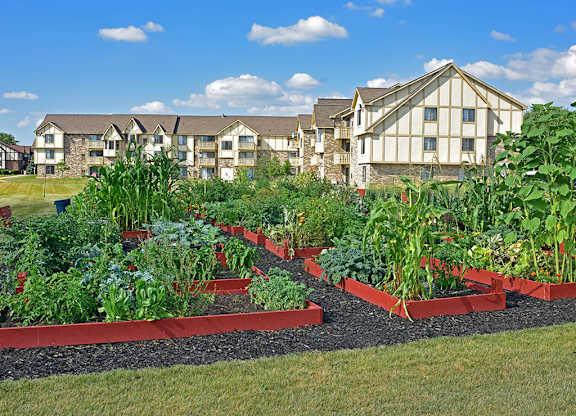 Community Gardens at Thornridge Apartments, Grand Blanc, MI