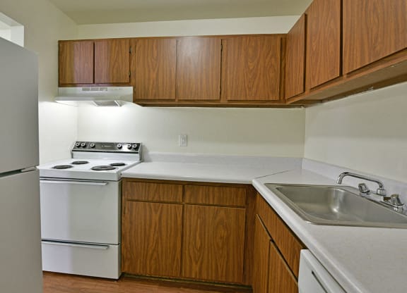 Equipped Kitchen at Windsor Place, Michigan