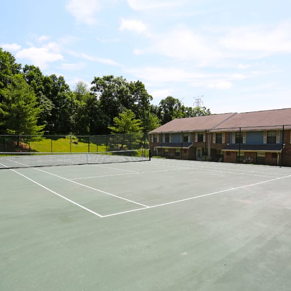 Beautiful tennis court at Spring Hill Townhomes