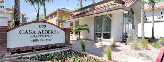the front entrance apartments