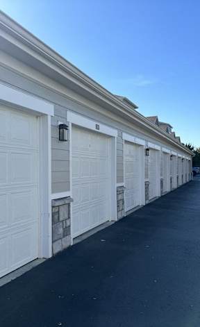 Garages at Steele Crossing, Arkansas, 72703