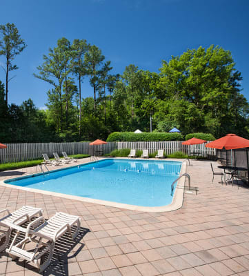 Pool at Highland Woods Townhomes