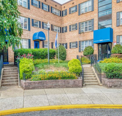 Huntwood Courts Apartments Apartments in Washington DC