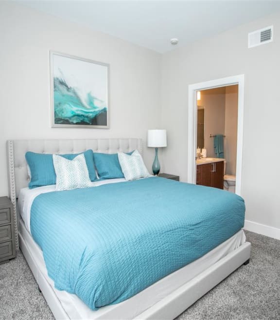 spacious bedrooms at the preserve at polo ridge