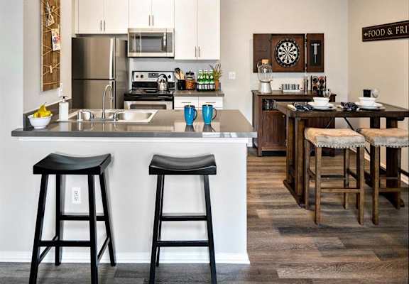Eat In Kitchen at at Eagle Glen Apartments, California