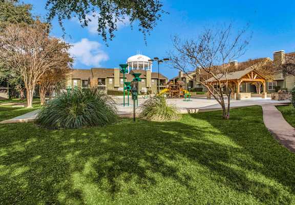 Green Space Walking Trails at Newport Apartments, Texas, 75062