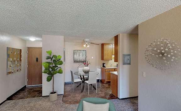 Mountain View Apartments - Dining Room