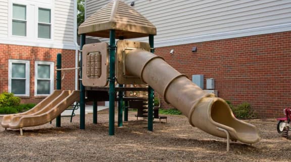 Playground-Clarendon Court Apartments Arlington, VA