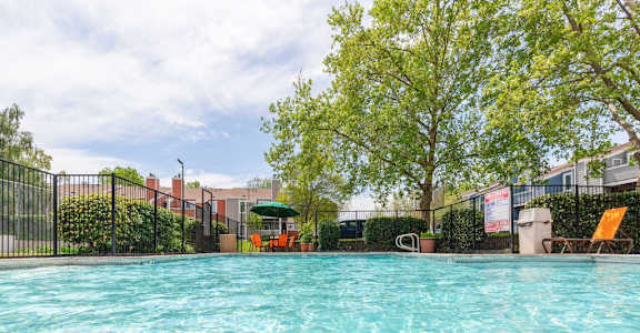 Pool at Chesapeake Commons