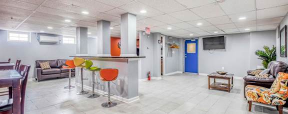 Huntwood Apts: Luxury Washington DC Living Now Leasing