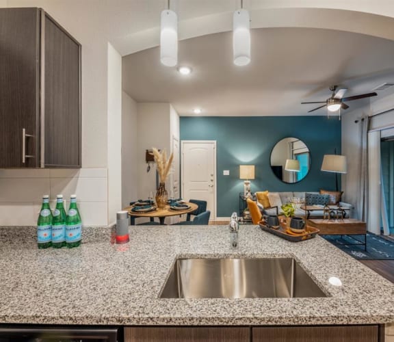 Avery Oaks Apartments in Austin, TX