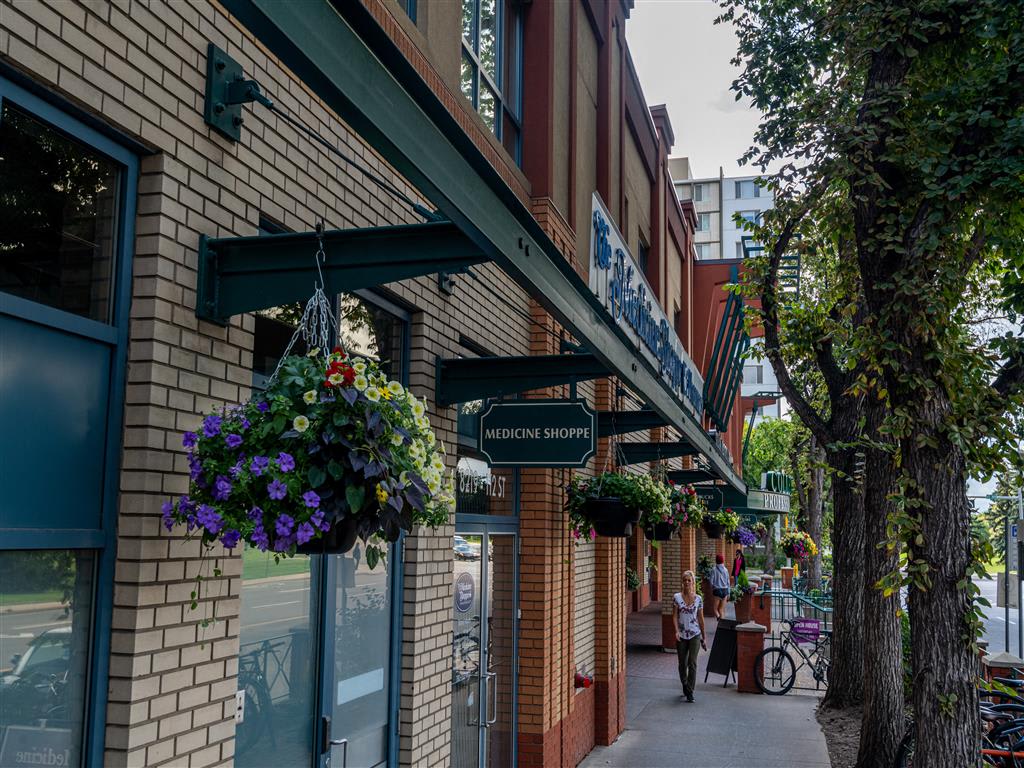 Photos and Video of Concord Tower in Edmonton, AB