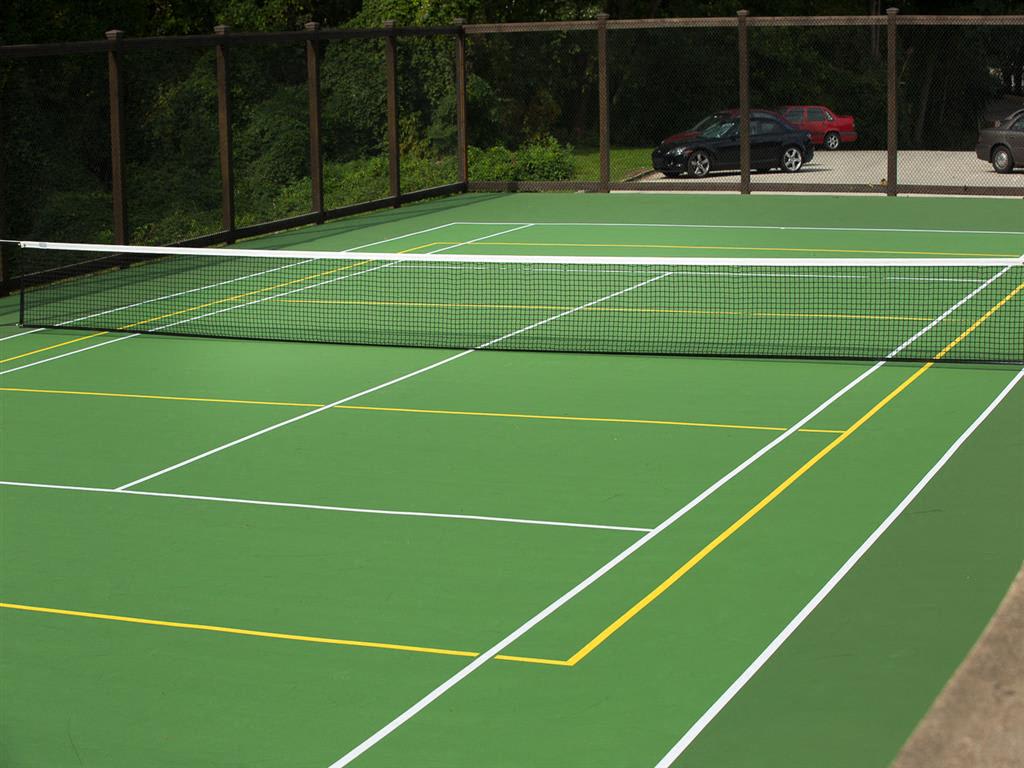 Alden Park Luxury Apartments tennis courts - Philadelphia, PA