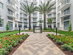 Garden Courtyard at The Marc Luxury Apartments in Palm Beach Gardens FL