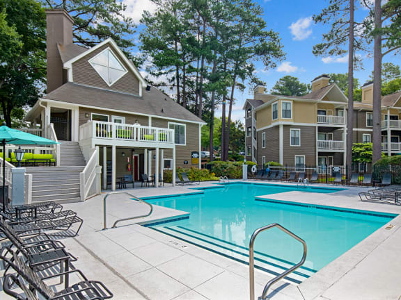 Pool at Sommerset Place Apartments in Raleigh NC