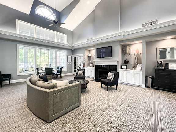 Clubhouse with fireplace, TV and WiFi
