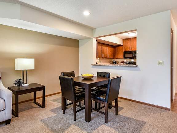 Birch Lake Townhomes - Dining Room