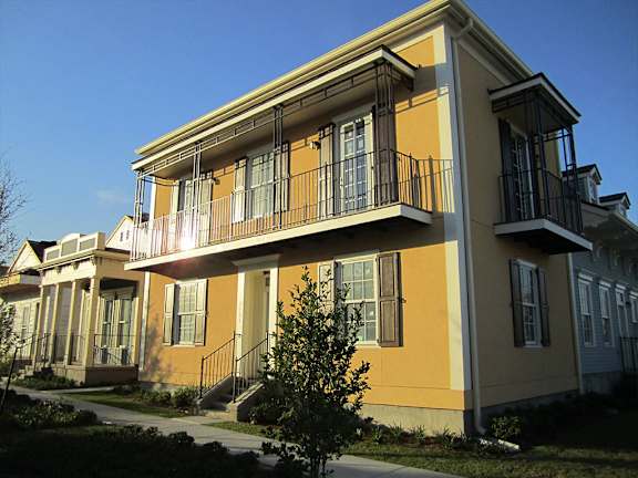 Exterior of apartment building_Lafitte,New Orleans, LA