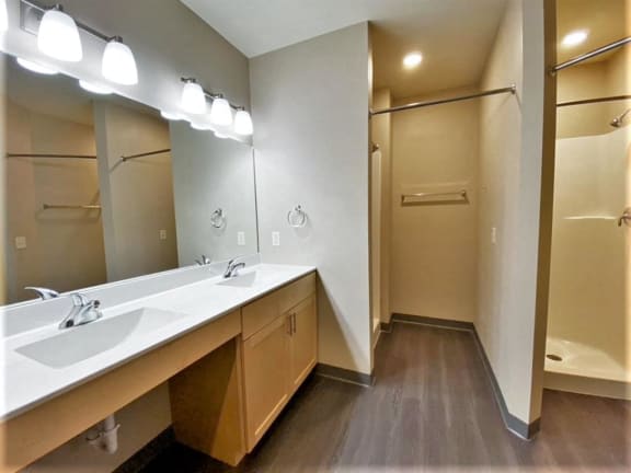 3 BR | Eagle | Bathroom | Double Shower | Double Sink | Three Sixty Real Estate