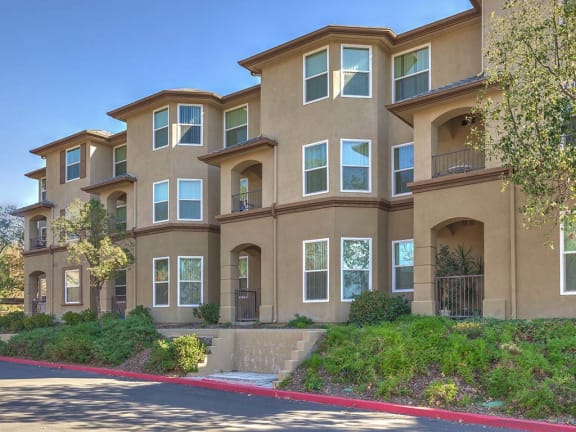 Exterior view of building at VINTAGE AT BOUQUET CANYON, California, 91350