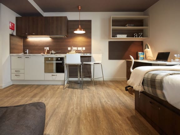 Woodside House, Glasgow - Studio, 4