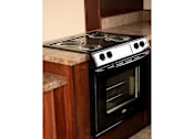 Thumbnail 2 of 21 - Conventional Oven at Heritage Oaks Rental Homes in Lincoln, NE