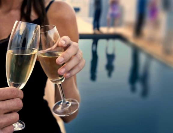 Wine Glass Image at 1405 Point, Baltimore