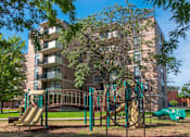 Thumbnail 4 of 21 - Park Plaza Apartments Minneapolis