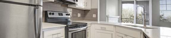 Beautiful Kitchen Finishes | The Catherine Townhomes in Scottsdale