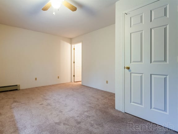 Silver Bell Apartments 2 bedroom, Eagan, Minnesota