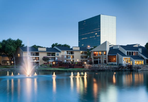 Banner at Lakeside Apartments, Dallas, Texas