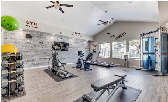 the gym at the preserve at green valley apartments