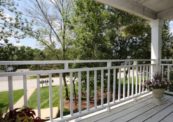 Pool With Clubhouse View at Poplar Creek Apartments, Brookfield, 53045
