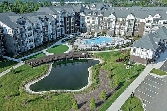 Legacy Rochester Hills Apartments in Rochester, MI