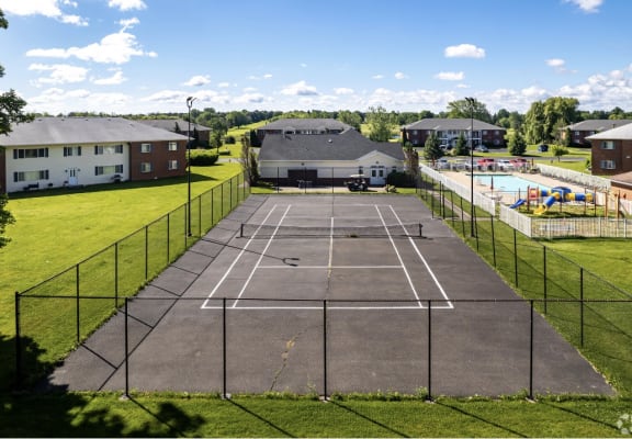 Tennis Court at Willowbrooke Apartments, Brockport, 14420