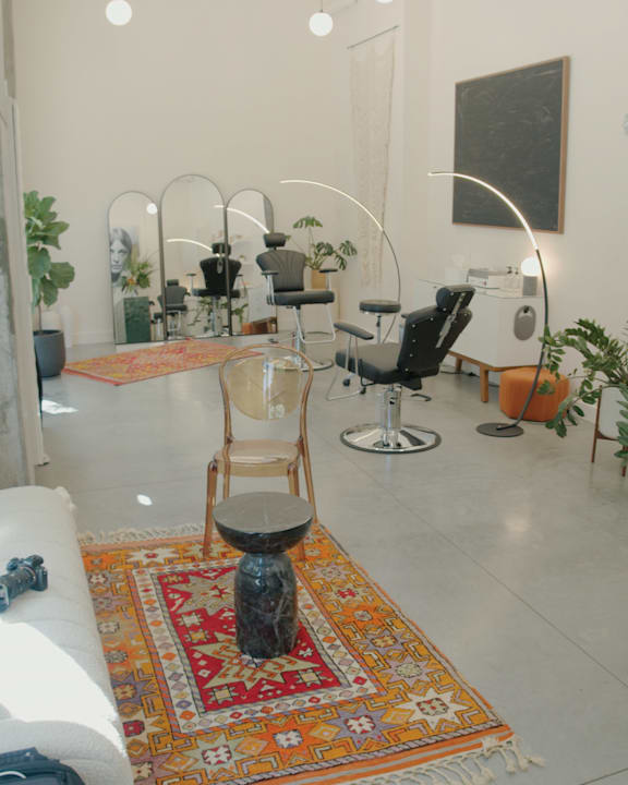 Beautiful Salon in Portland, Oregon with Plants