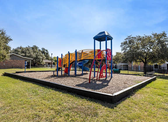 the preserve at ballantyne commons playground